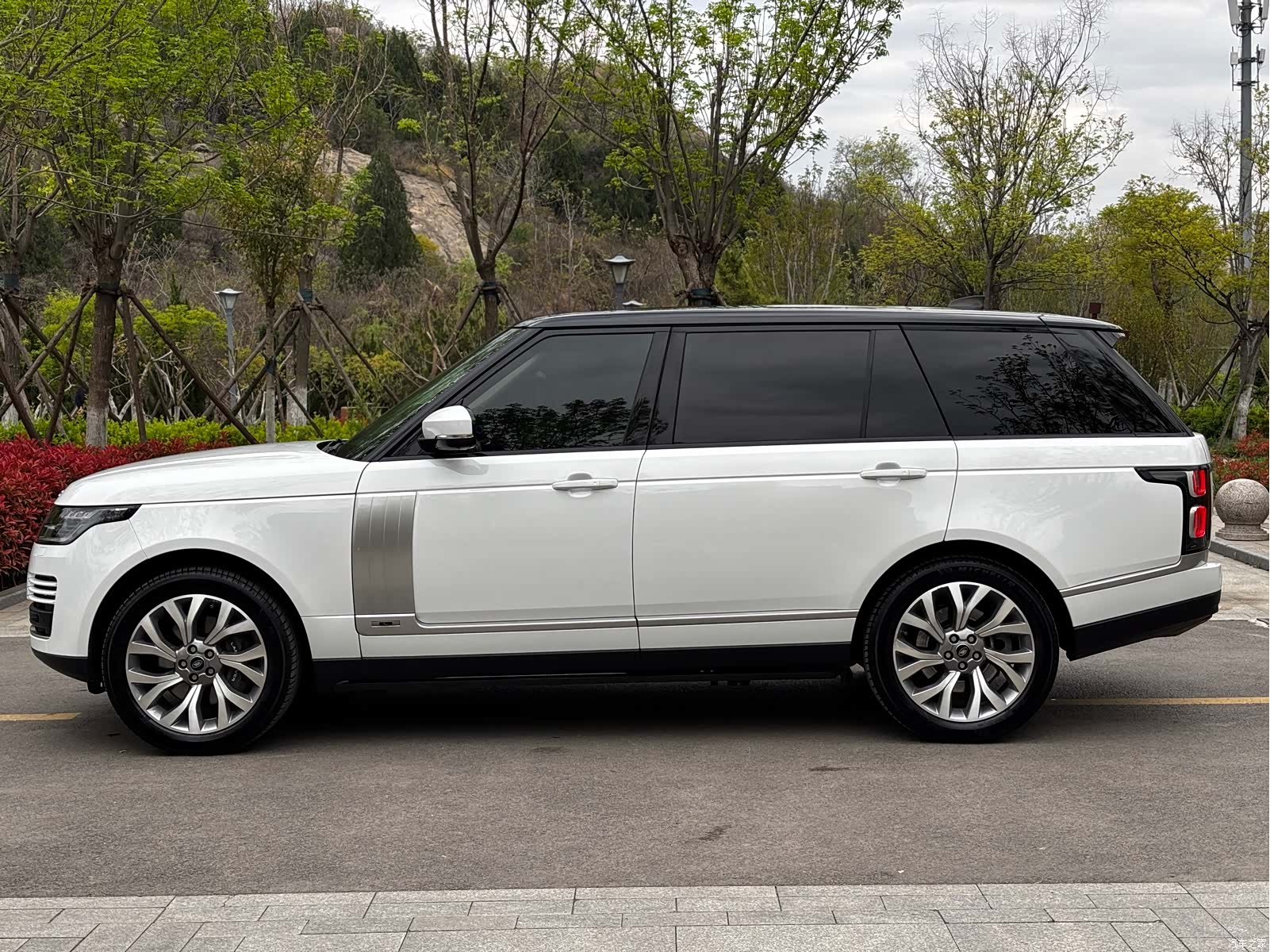 Land Rover Range Rover, 2020 11
