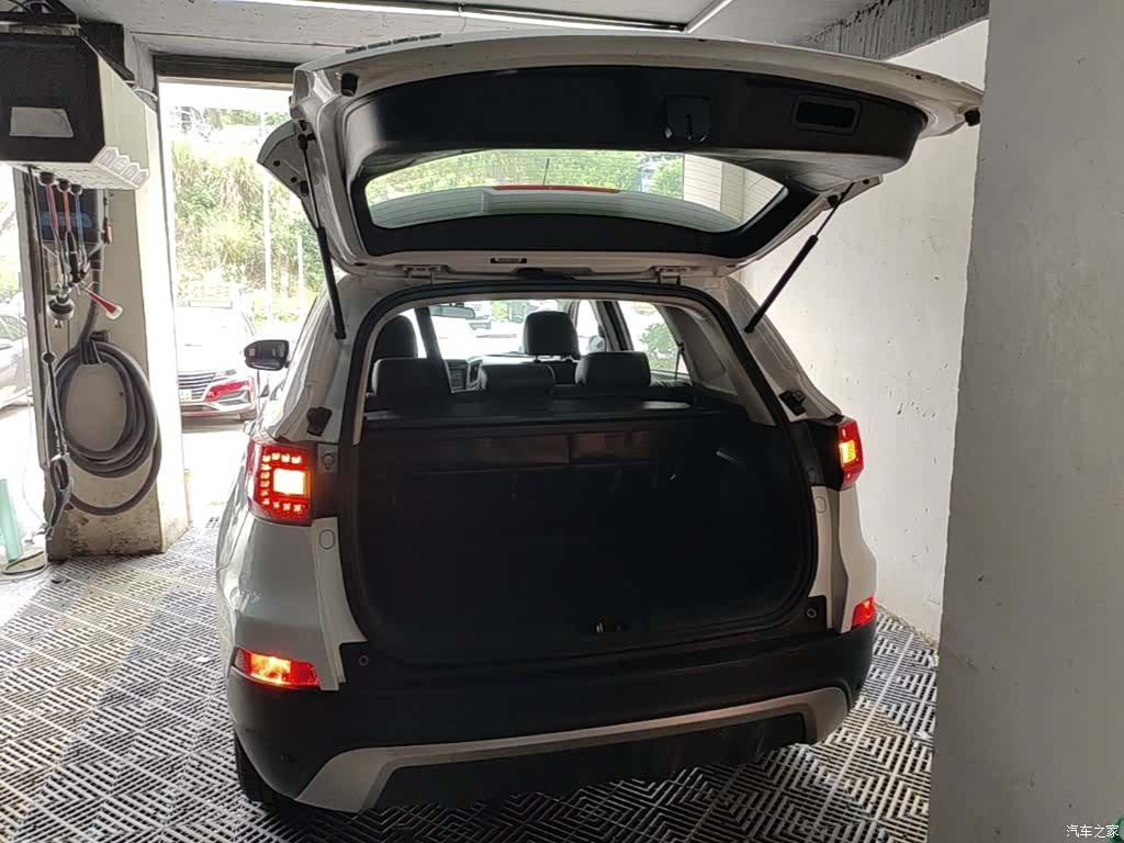 Changan CS75, 2015 19