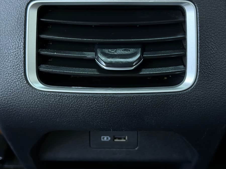 Geely Vision X6 2022, фото 16