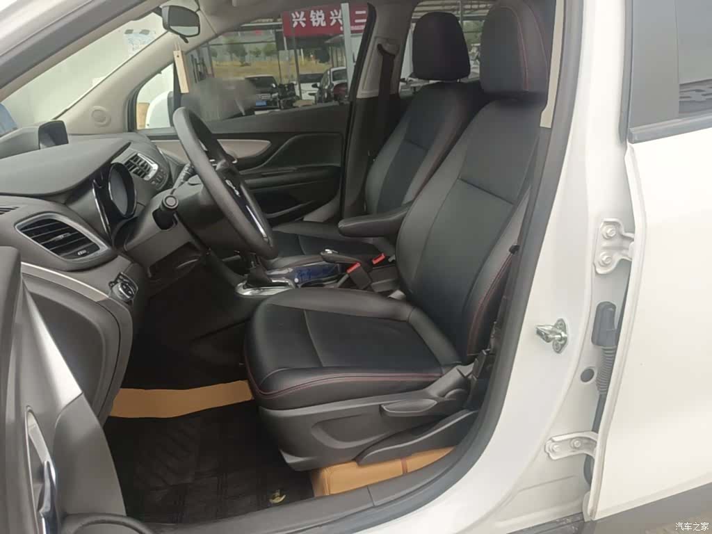 Buick Encore, 2015 15