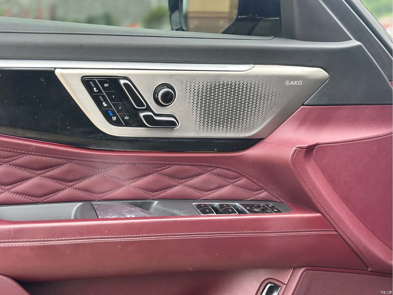 Cadillac CT6, 2023 4