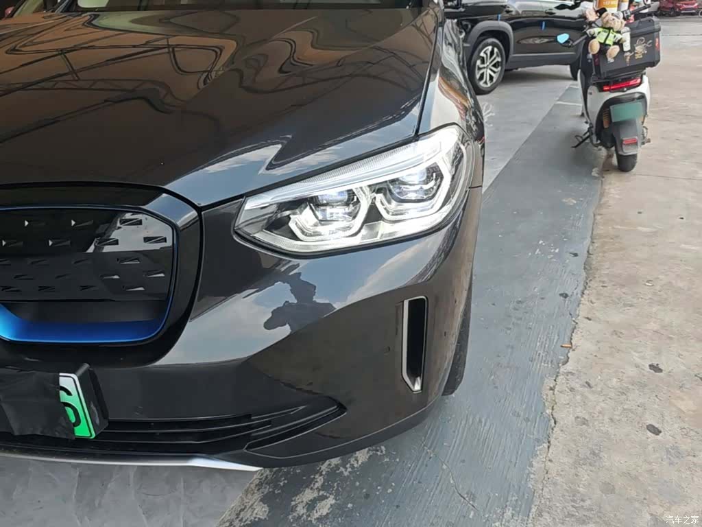 BMW iX3, 2021 24