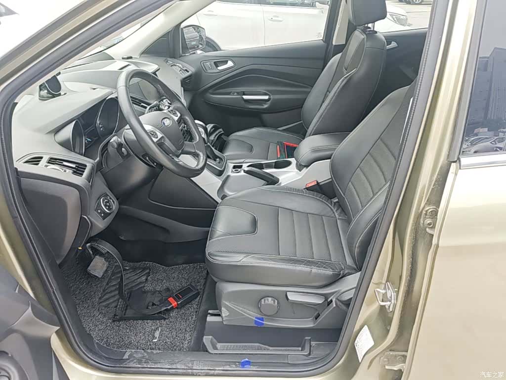 Ford Kuga, 2015 15