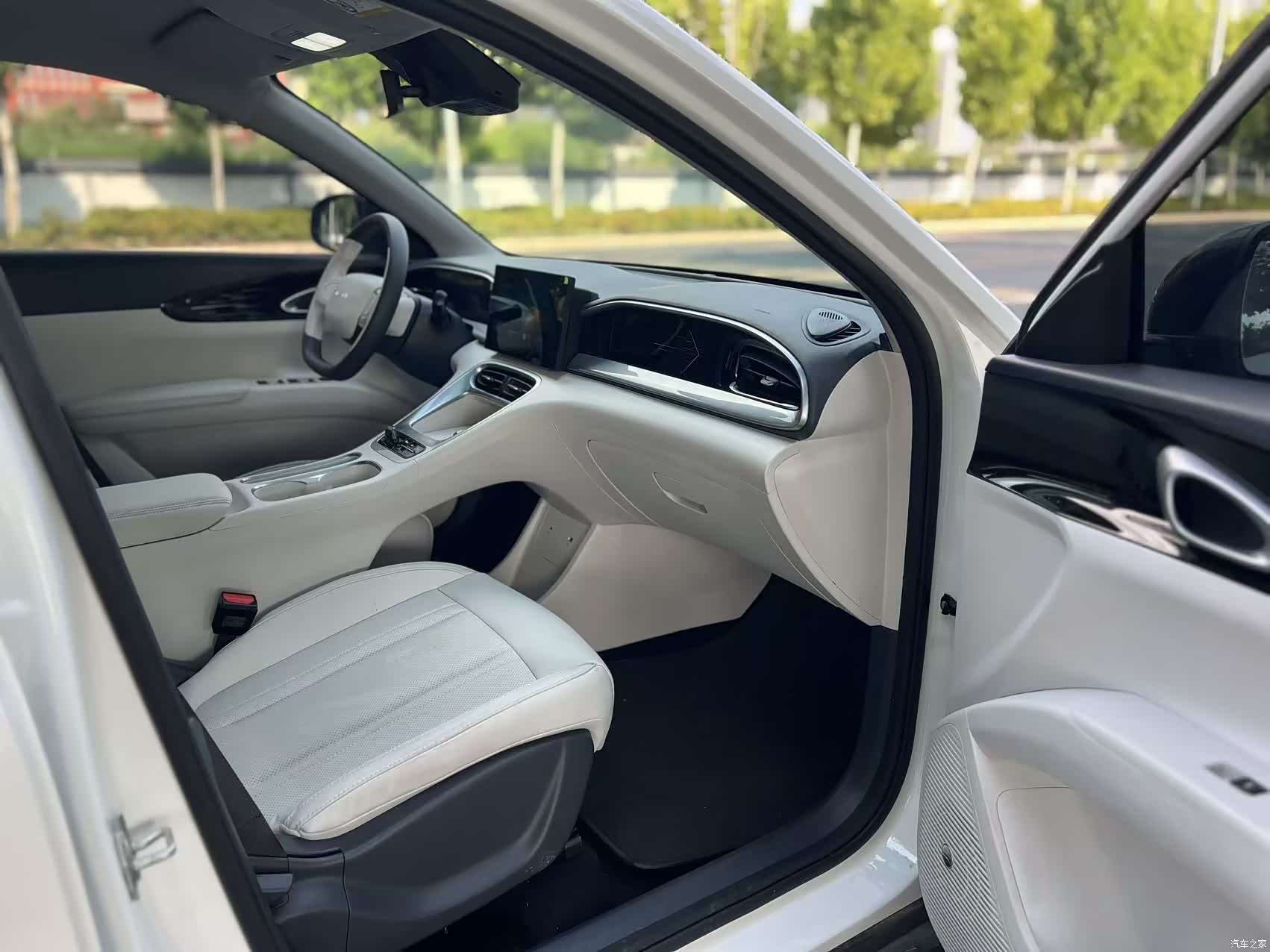 Geely Xingyuan, 2026 8