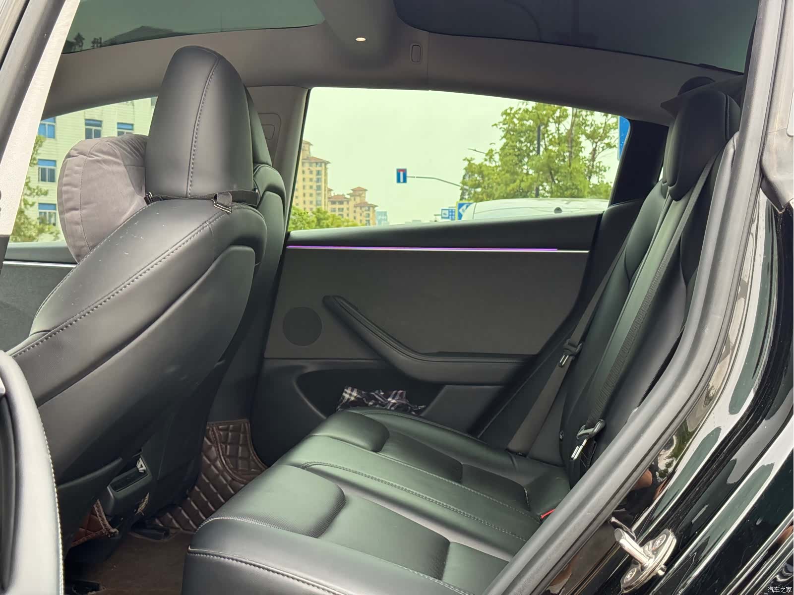 Tesla Model 3, 2023 9