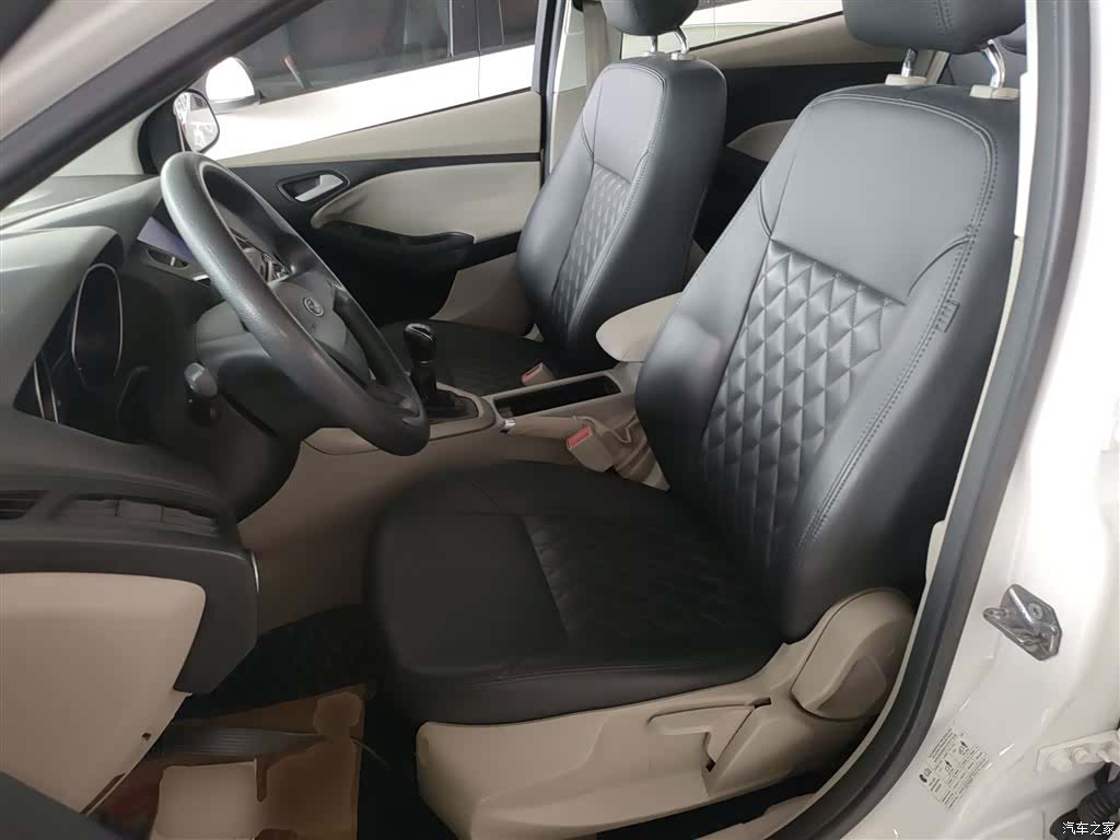 Ford Focus, 2018 15
