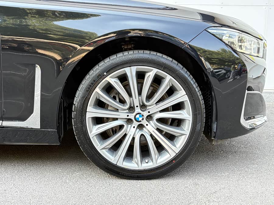 BMW 7-Series 2020, фото 10