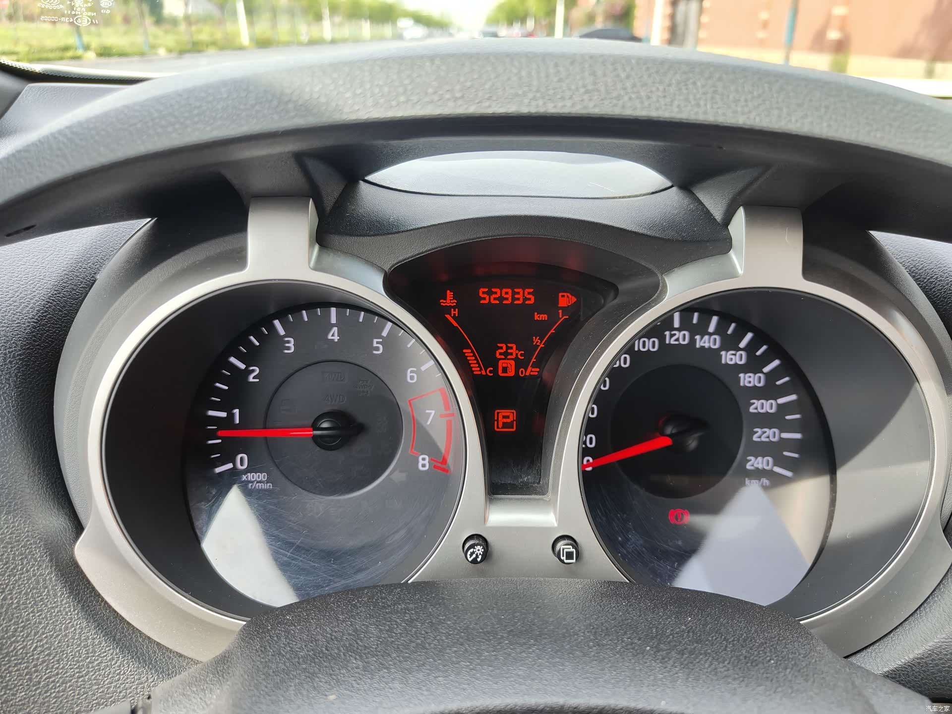 Infiniti ESQ, 2018 10
