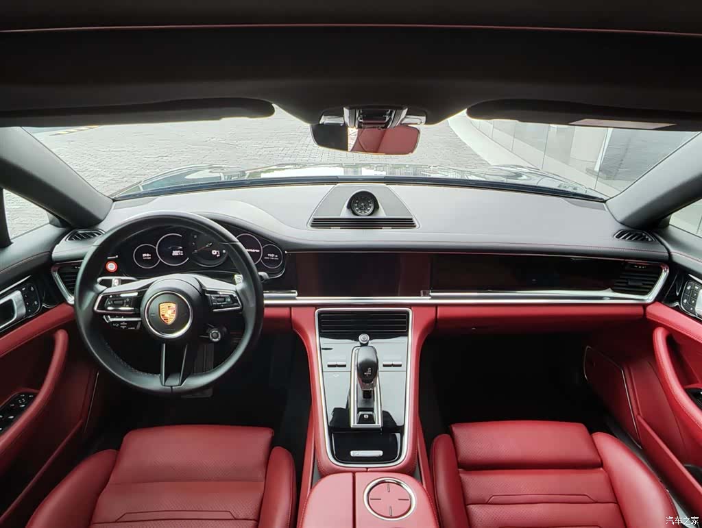 Porsche Panamera, 2022 12