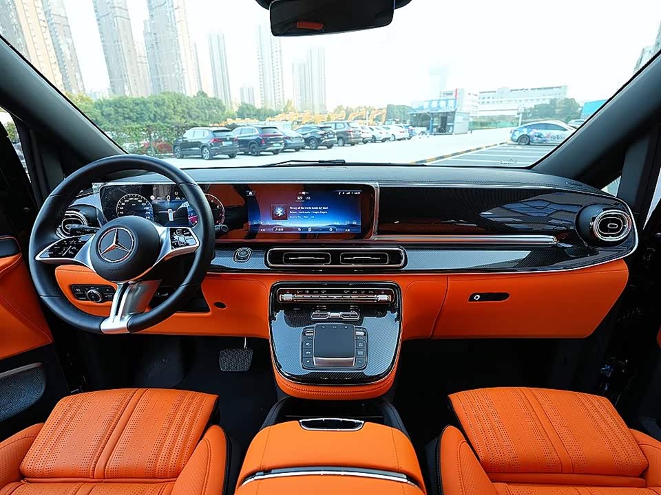 Mercedes-Benz V-class