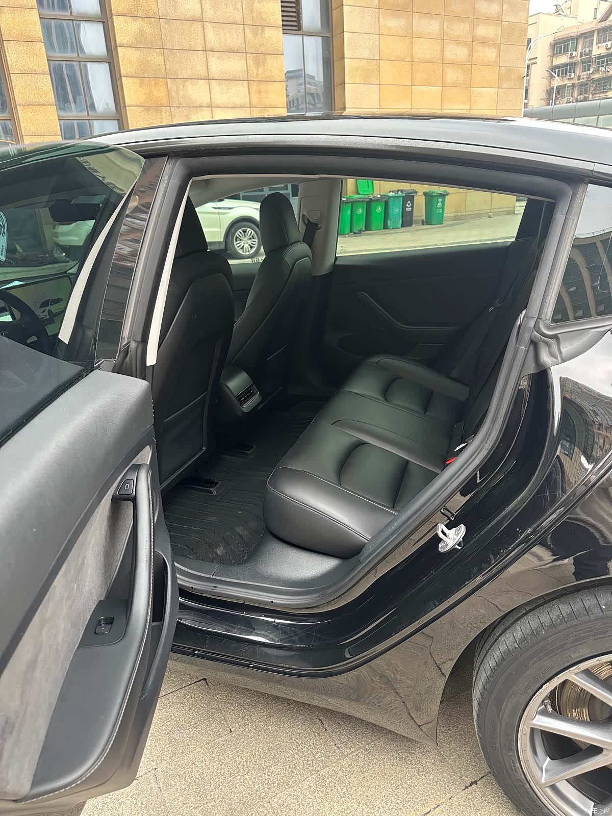 Tesla Model 3, 2022 10