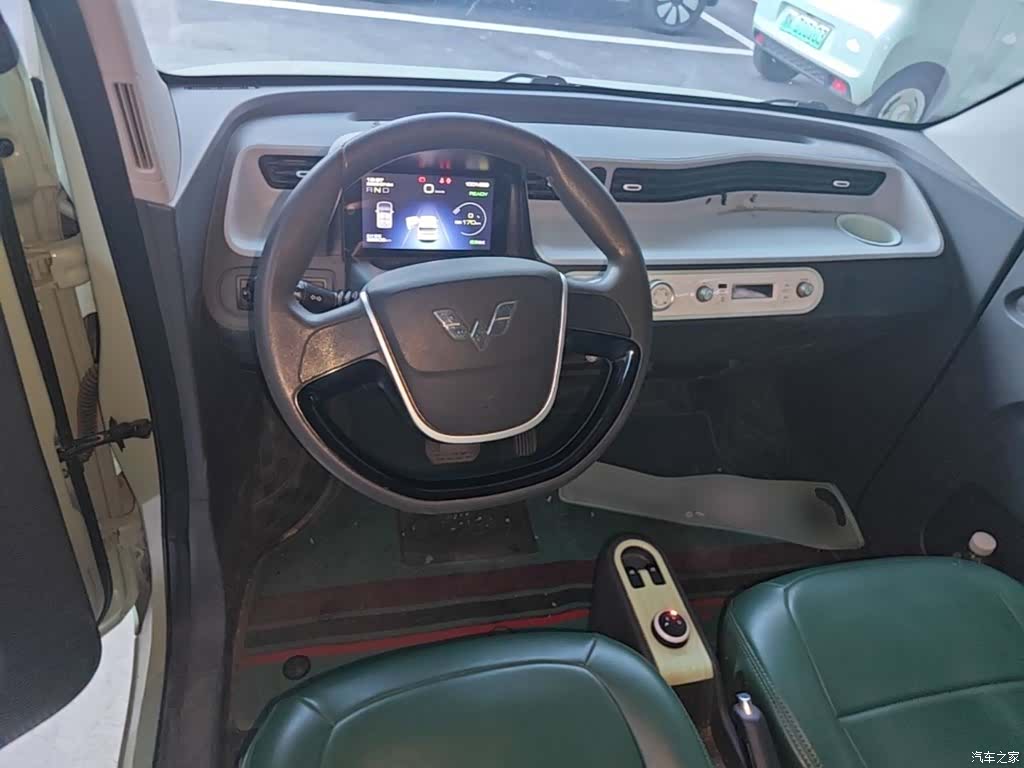 Wuling MINIEV, 2022 10