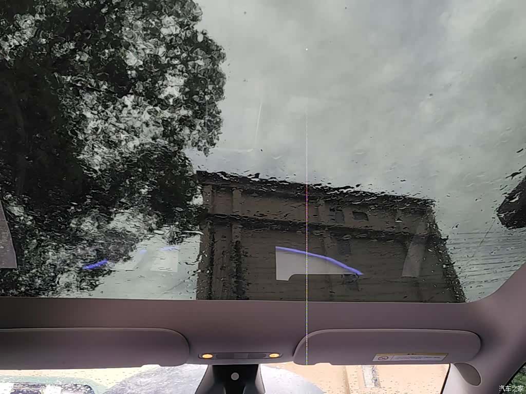 Tesla Model Y, 2024 18