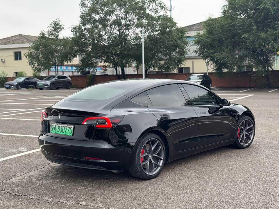 Tesla Model 3 Tesla Model 3