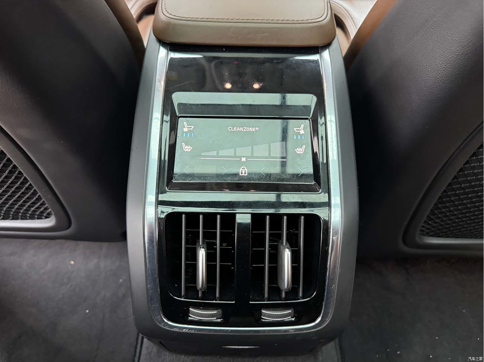 Volvo S90, 2017 17