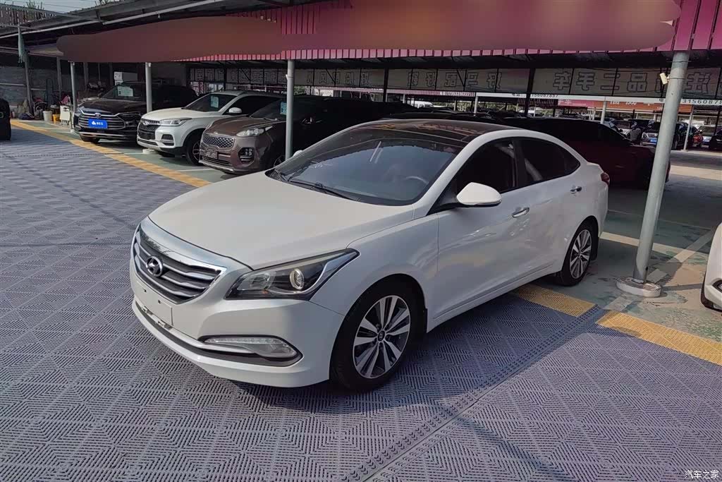 Hyundai GLS, 2016 1