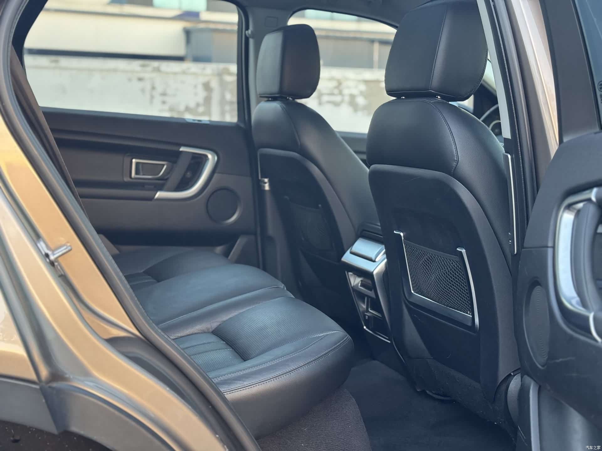 Land Rover Discovery, 2016 28
