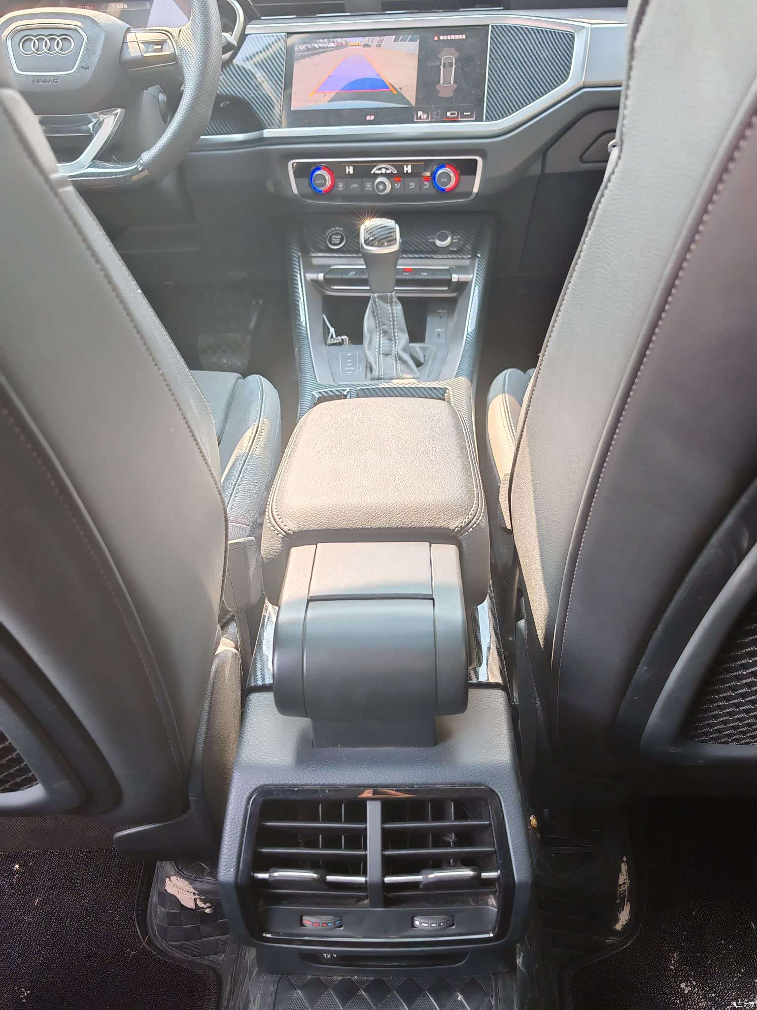 Audi Q3, 2022 13