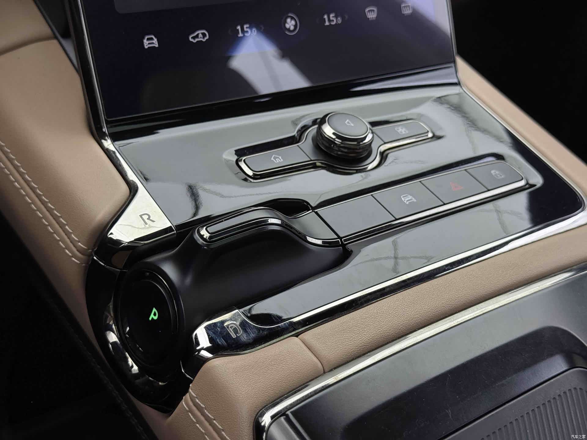 NIO ES8, 2020 16