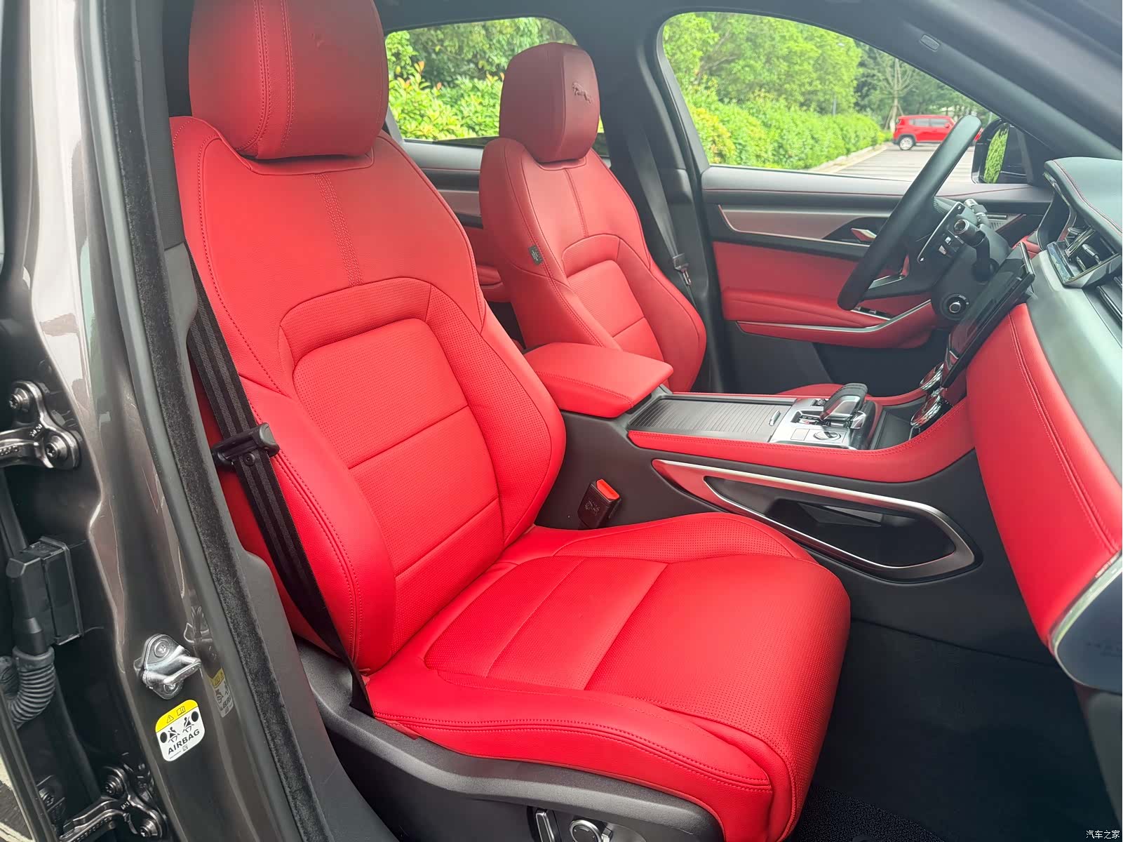 Jaguar F-PACE, 2022 13