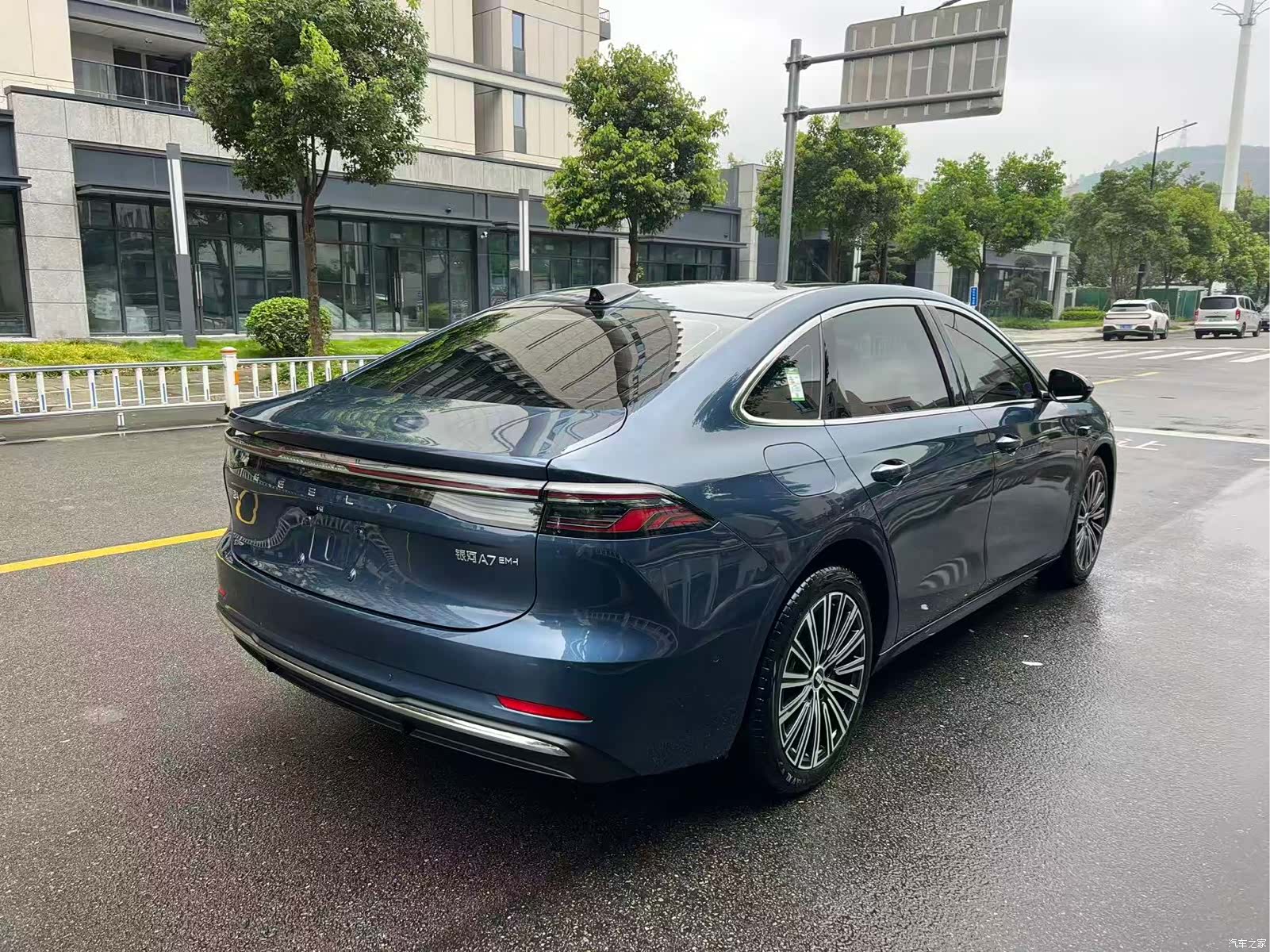 Geely A7, 2025 13