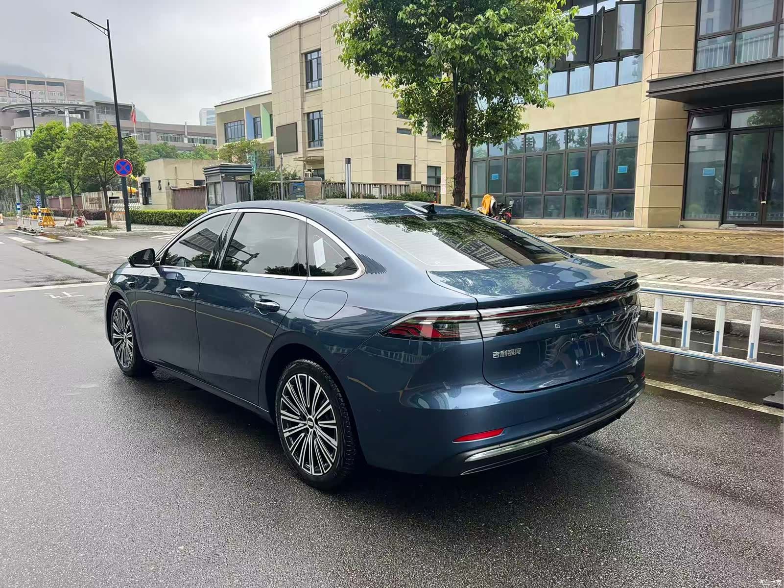 Geely A7, 2025 11
