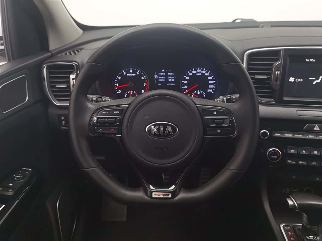 Kia KX5, 2017 11