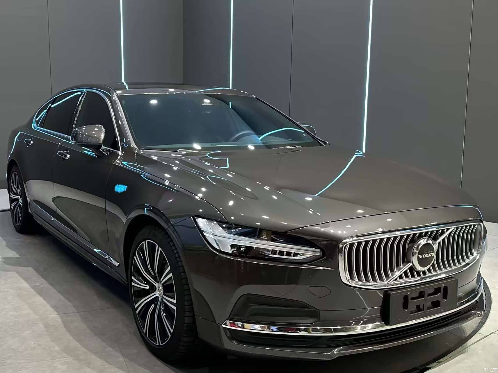 Volvo S90, 2023 3