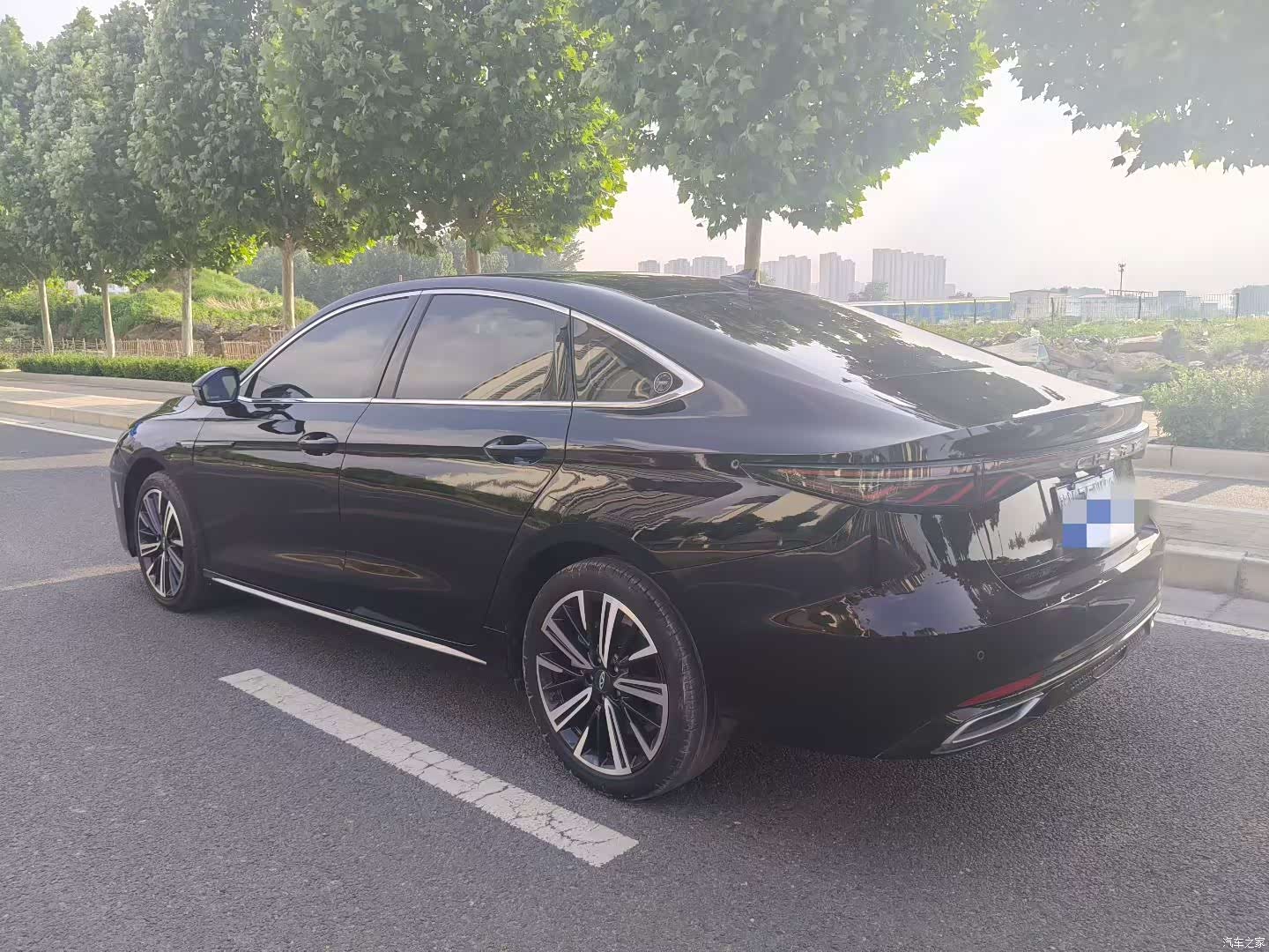 Chery Arrizo 8, 2025 7