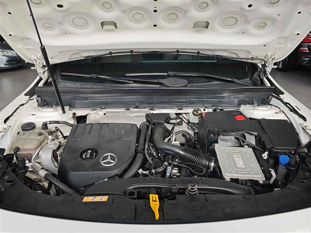 Mercedes-Benz GLB, 2022 12