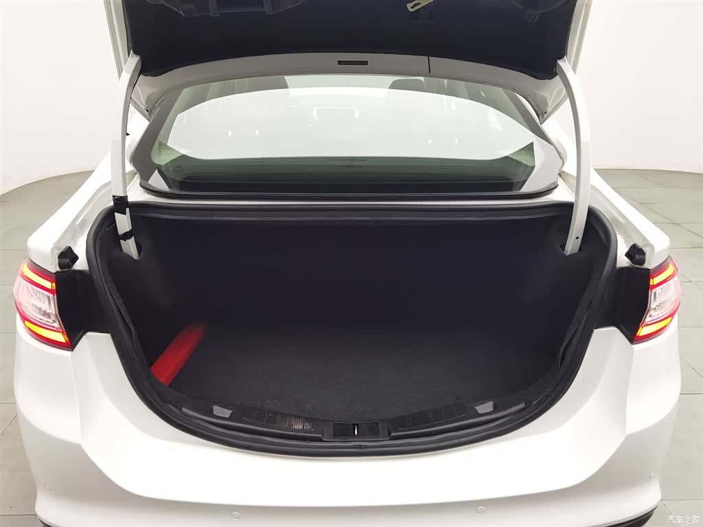 Ford Mondeo, 2015 16
