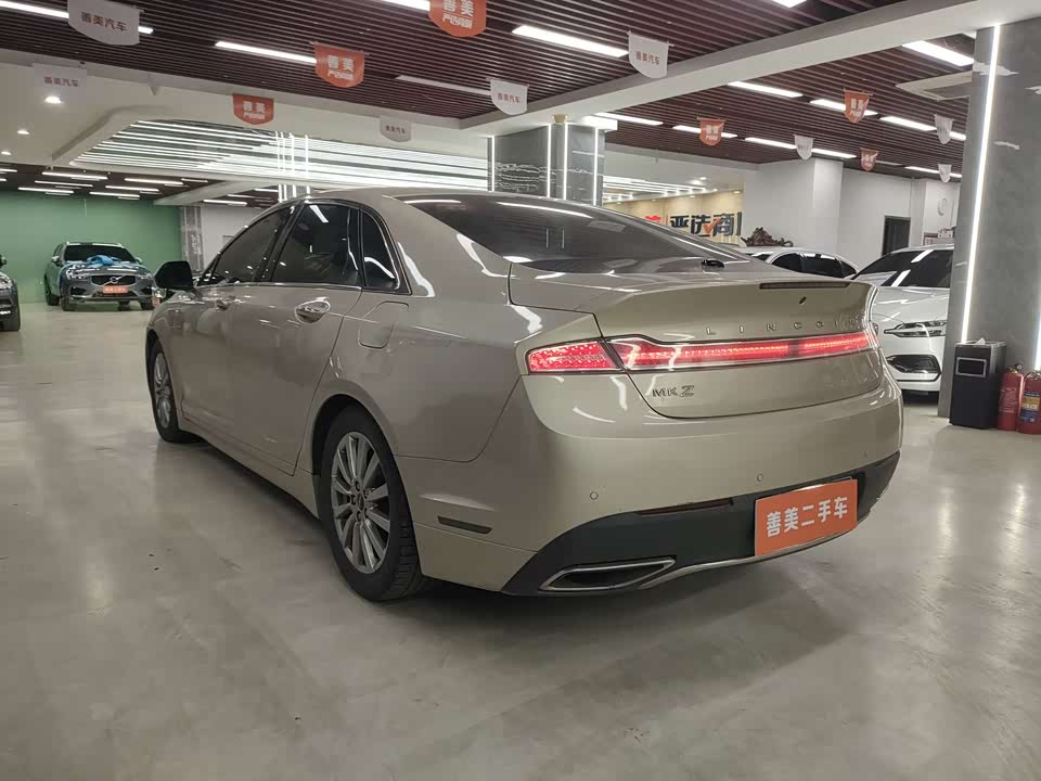 Lincoln MKZ