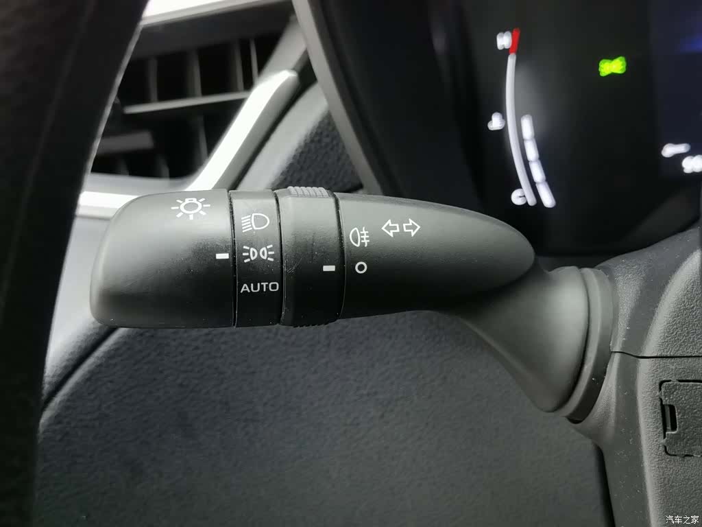 Toyota Frontlander, 2024 21