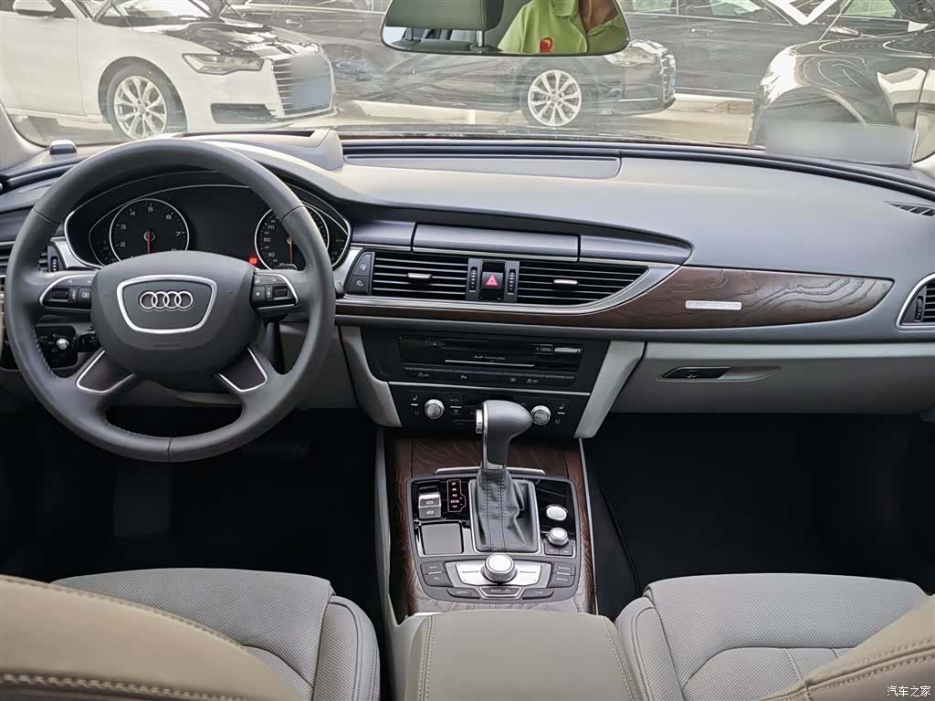 Audi A6L, 2015 9