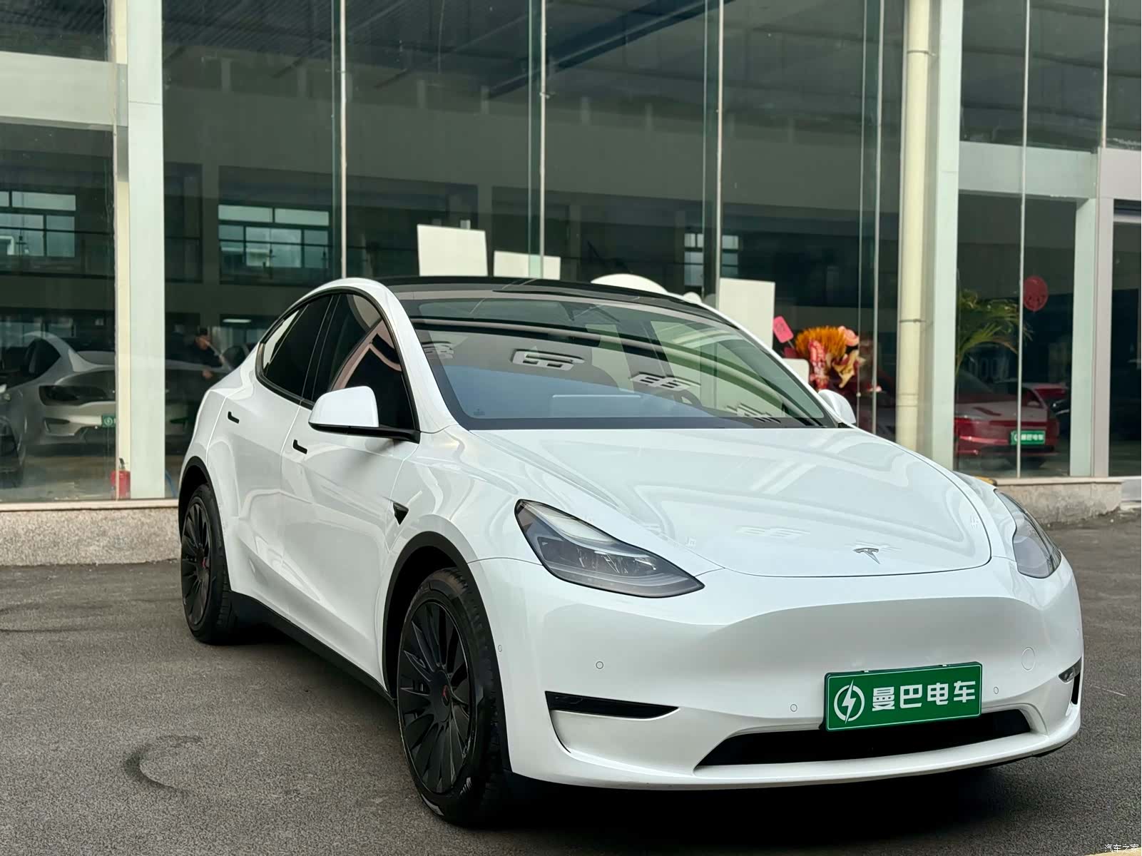 Tesla Model Y, 2021 2
