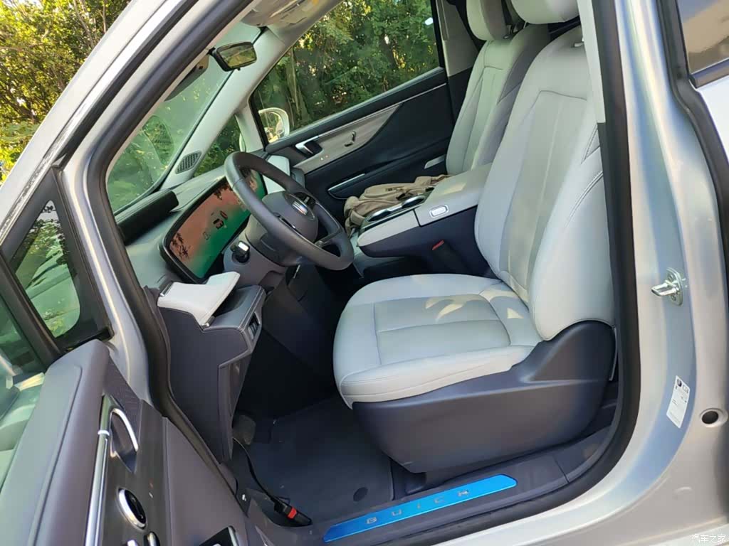 Buick GL8, 2025 15