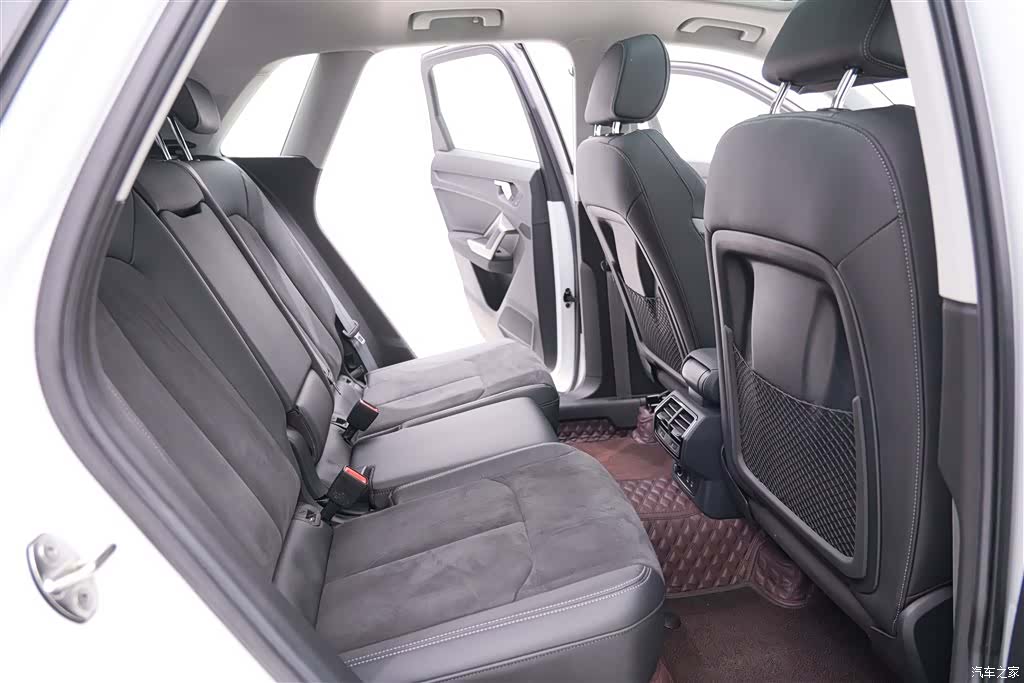 Audi Q3, 2022 28