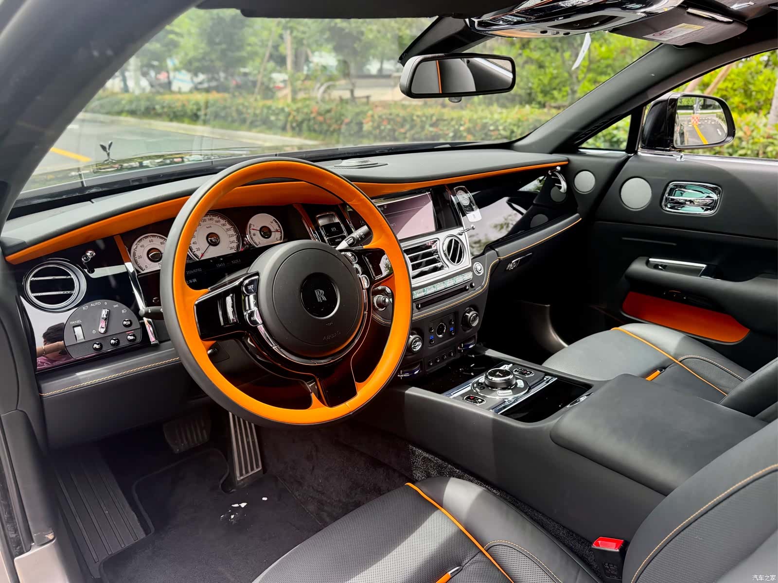 Rolls-Royce Wraith, 2022 4