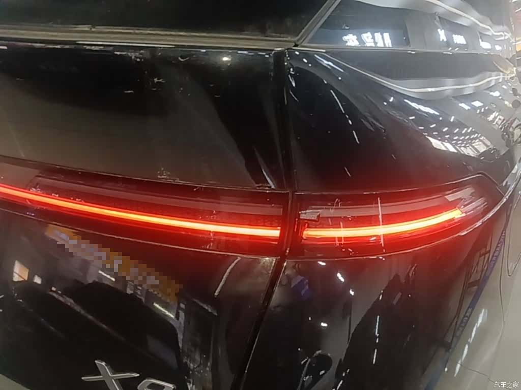 Xpeng X9, 2024 8