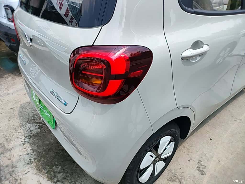 Wuling MINIEV, 2026 8
