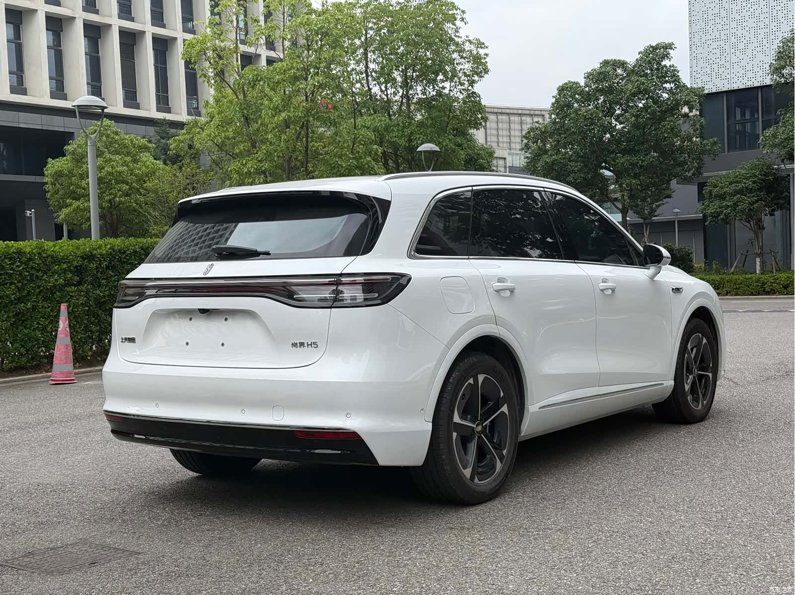 SAIC ShangJie H5, 2026 25