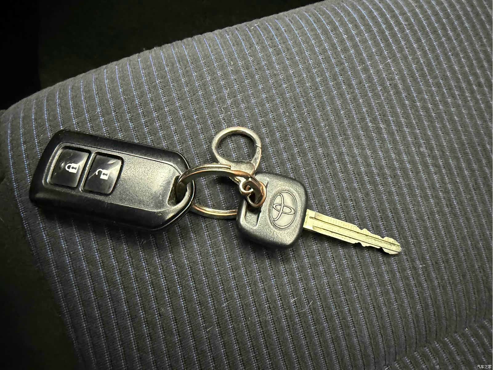 Toyota YARiS L, 2019 13