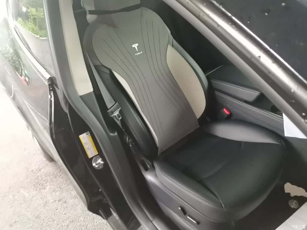 Tesla Model Y, 2024 25