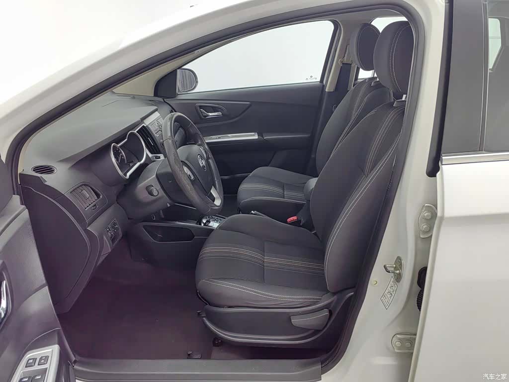 DongFeng AX3, 2016 10