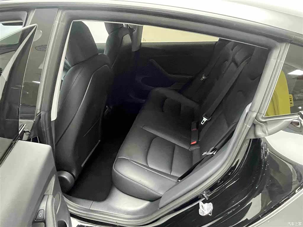 Tesla Model 3, 2021 все фото
