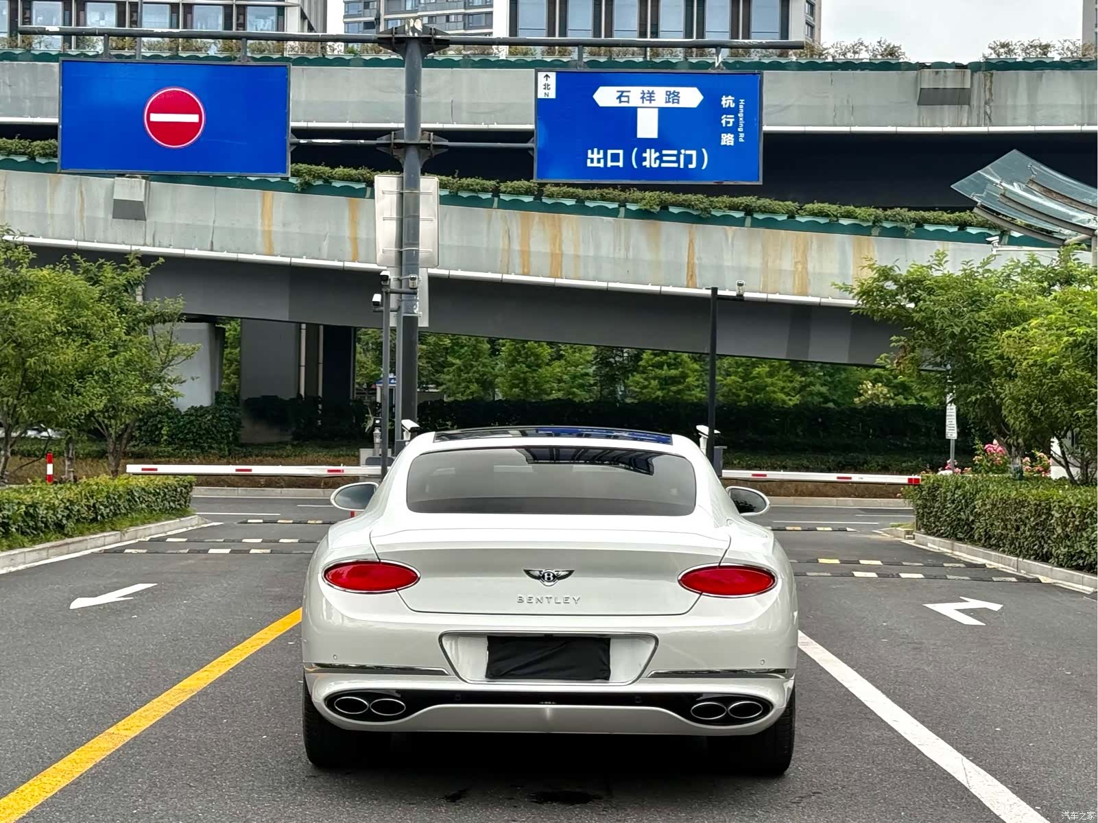 Bentley Continental GT, 2025 8