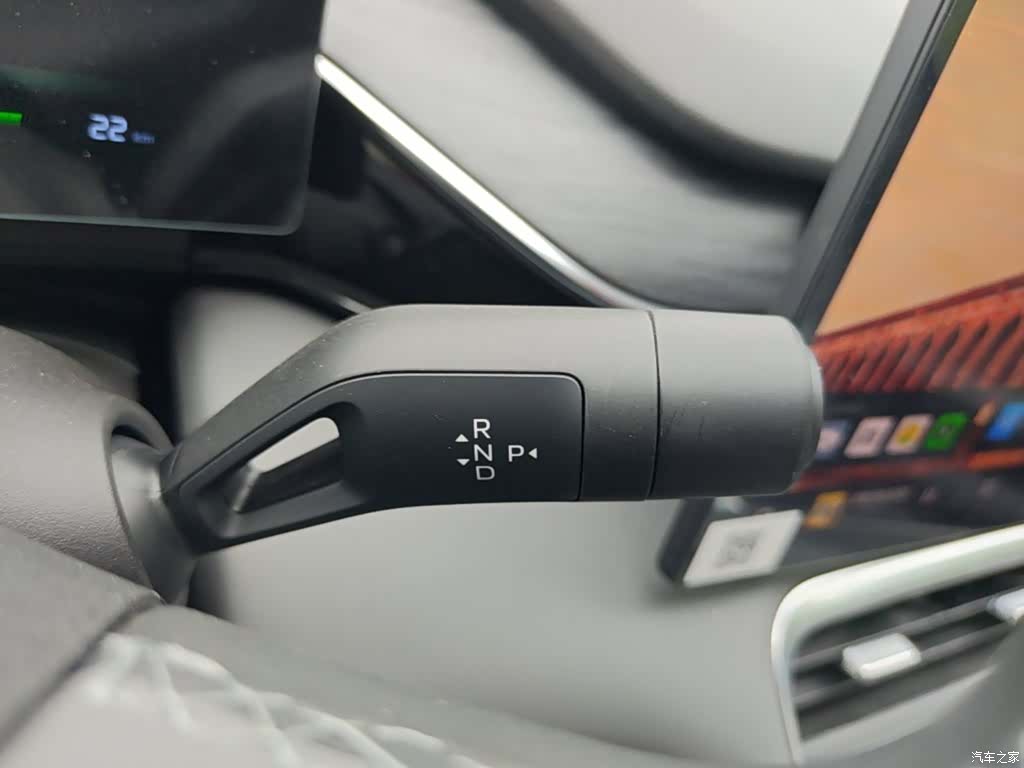 Geely Galaxy L6, 2025 14