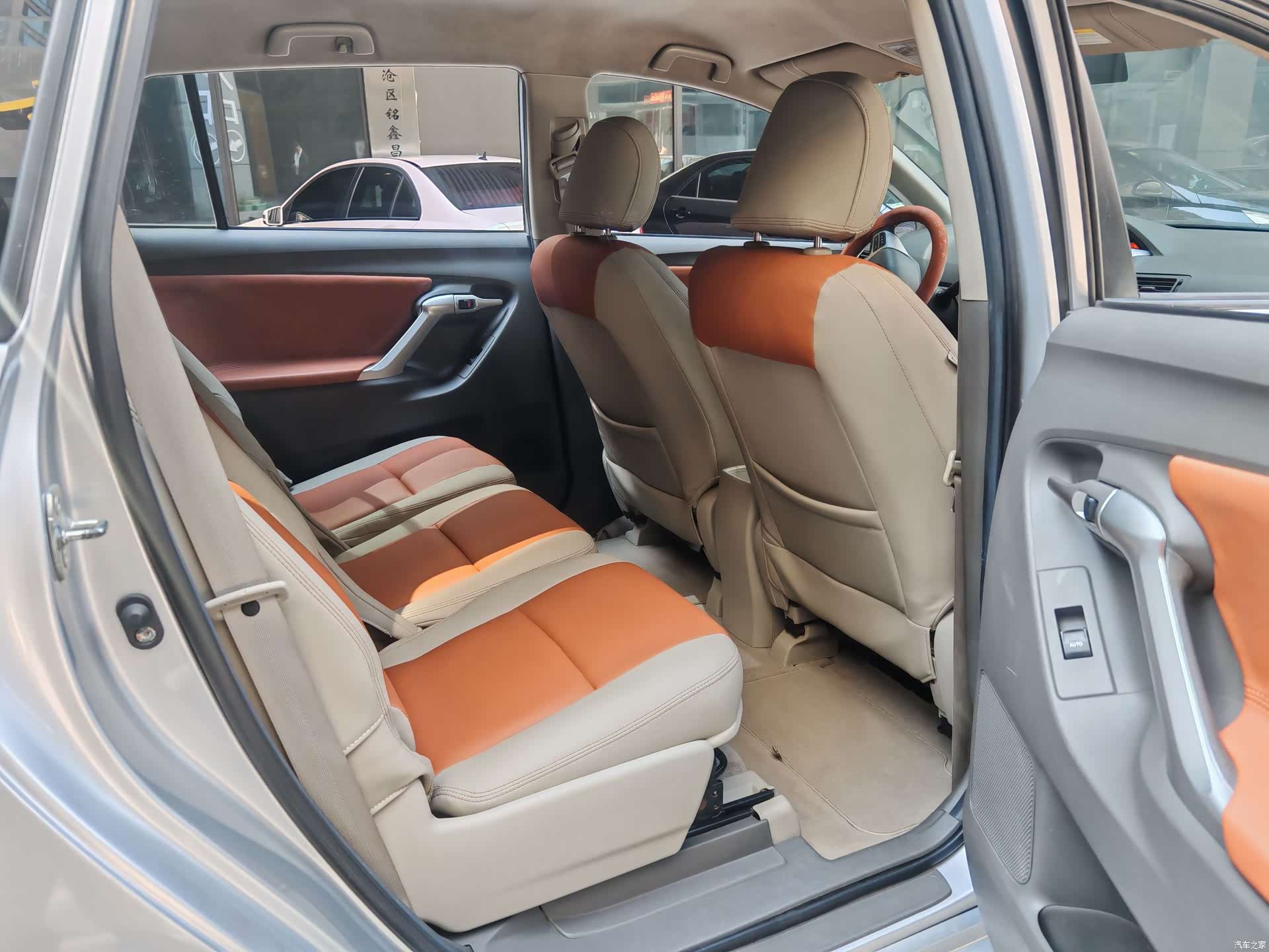 Toyota 160E, 2011 12
