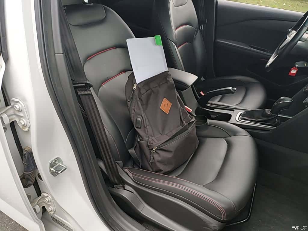 Chevrolet RS, 2021 25