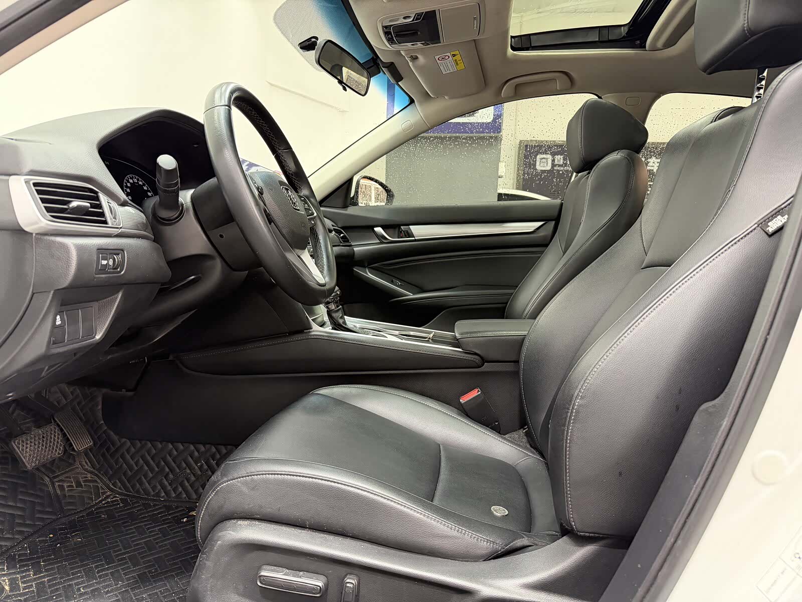Honda Accord, 2022 все фото
